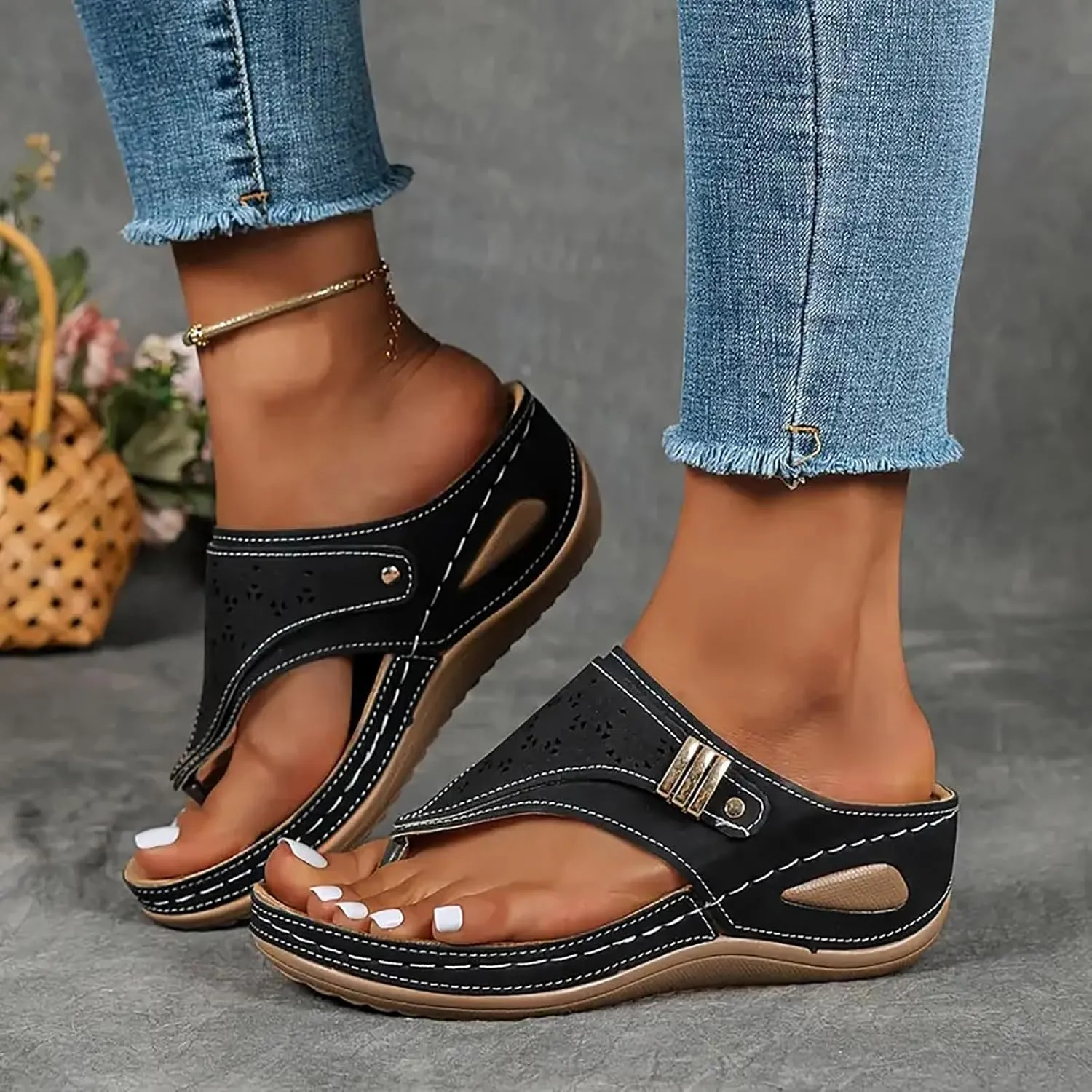 Orthopedic Sandals for Women Dressy Comfortable Arch Support Flip Flops Wedge Sandals Summer Vacation Beach Shoes